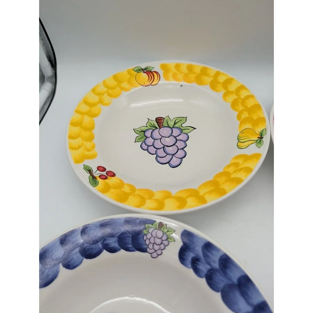 Tabletops Unlimited 4 Bowls Italian Fruit Pasta Soup Rimmed Grapes Damage